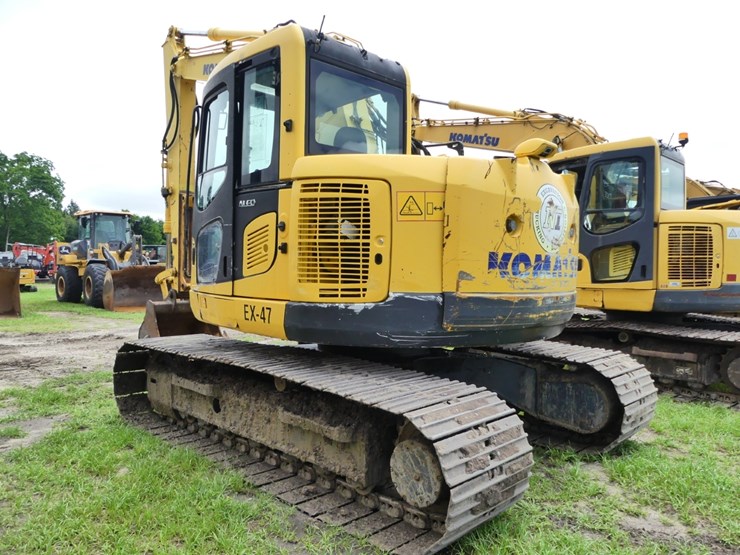 2012-komatsu-pc138-image-5