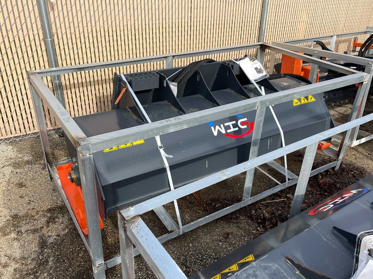 #9029-•-unused-wig-72"-bi-directional-skid-steer-rototiller-(o12)-image-2