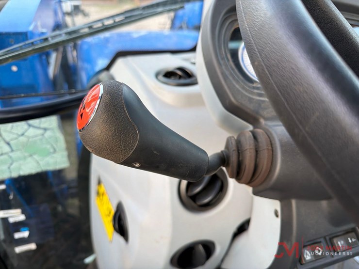 new-holland-powerstar-75-image-16
