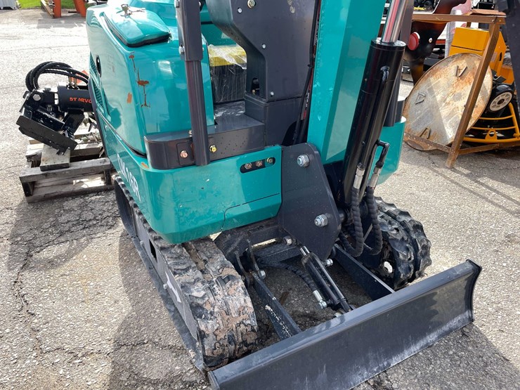 #9046-•-unused-cf-industry-qk16r-mini-excavator-(o12)-image-17