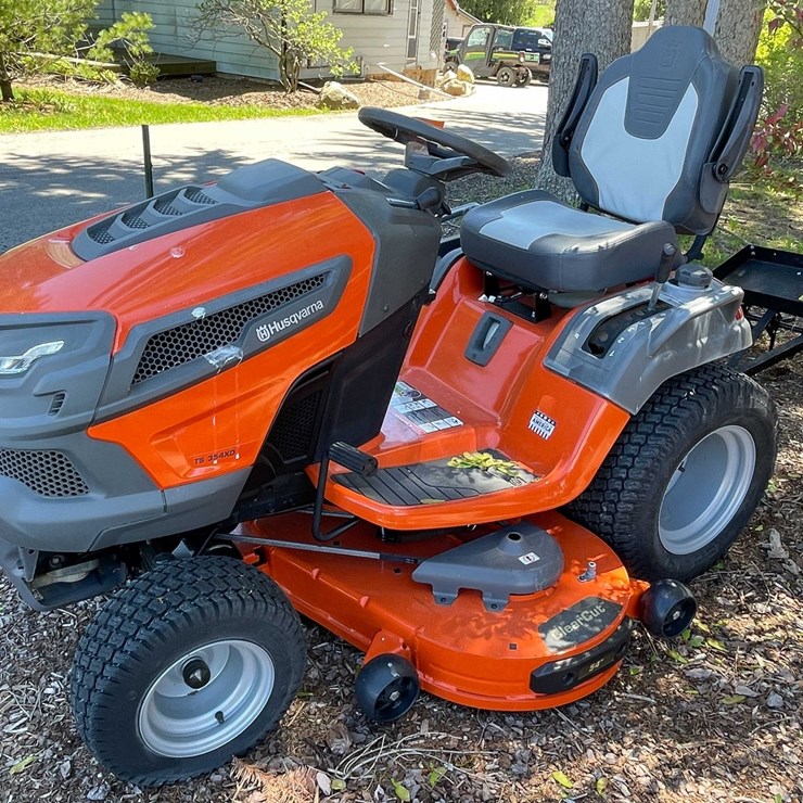 #6929 • New Husqvarna Riding Lawn Mower