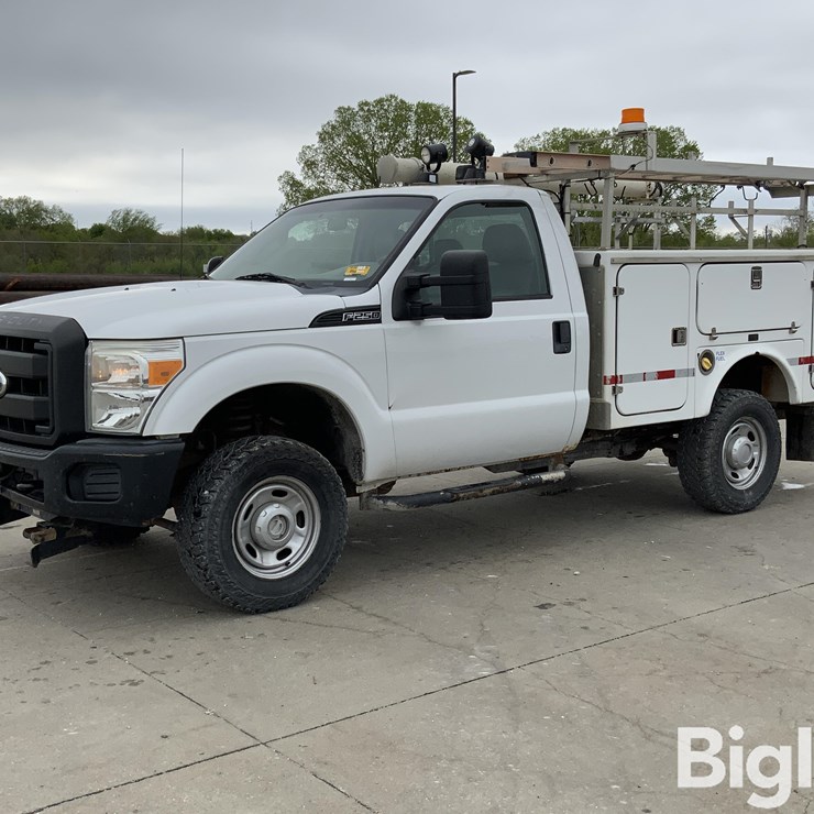2012 FORD F250 XL