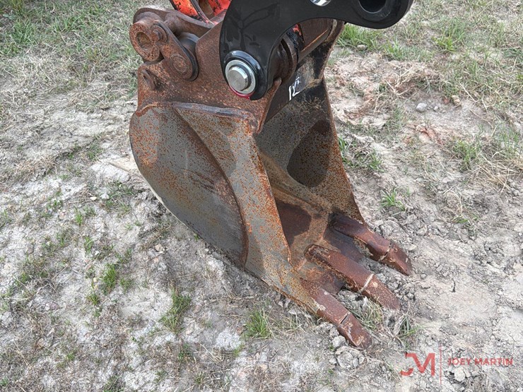 2009-kubota-u35-image-15