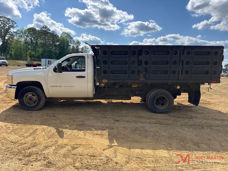 chevrolet-3500-image-5