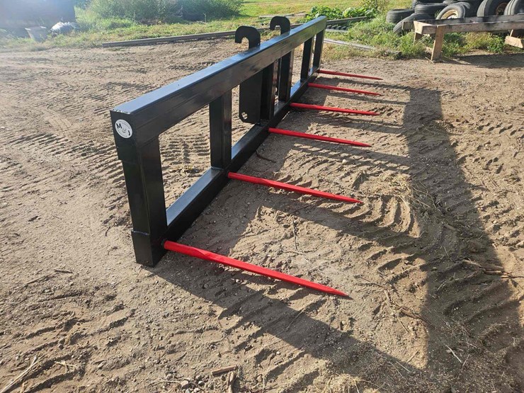 m&j-volvo-mount-triple-bale-spear-image-1