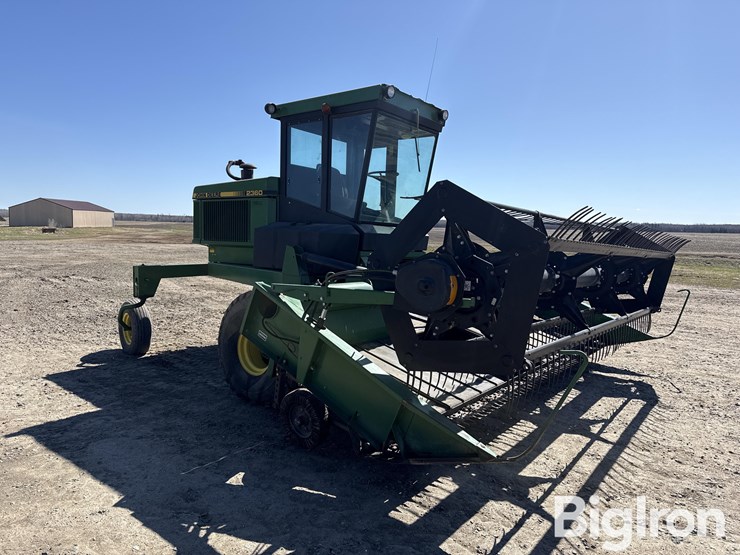 john-deere-2360-image-3