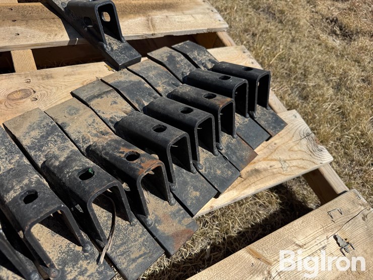 john-deere-14-image-12