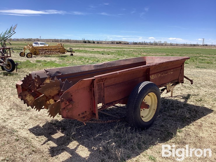 new-holland-328-image-5