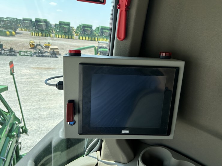 2020-john-deere-cs770-image-26