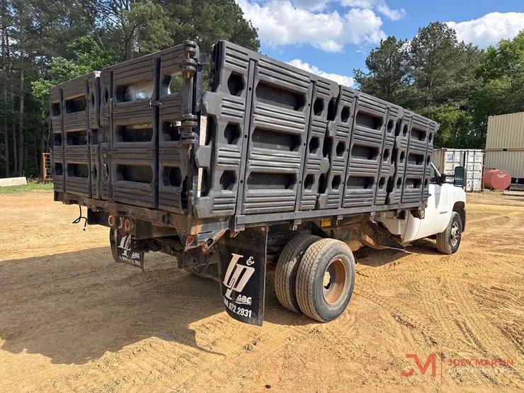 chevrolet-3500-image-3
