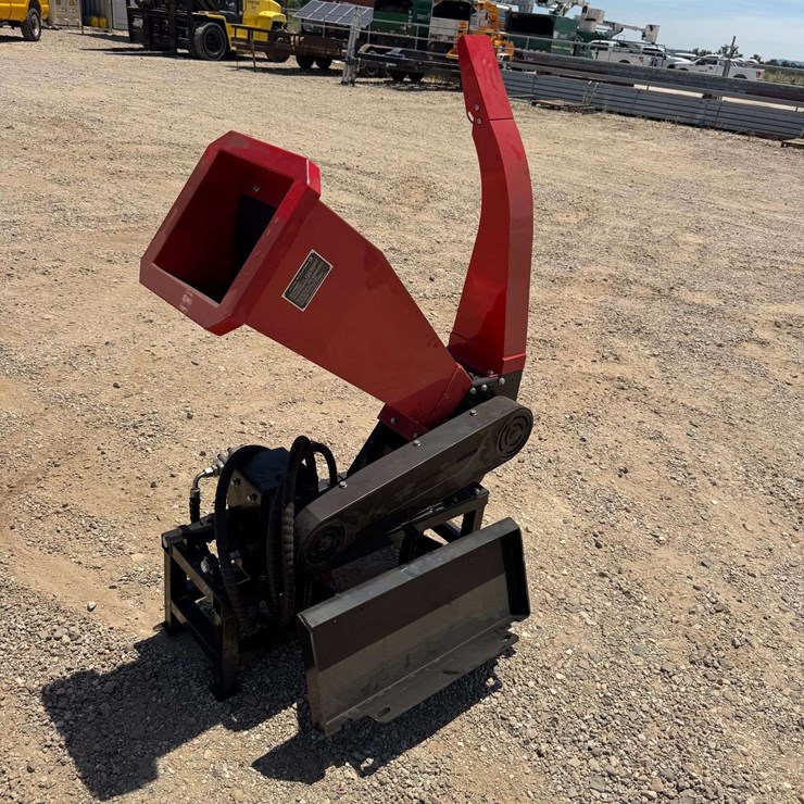 Mini Skid Steer Wood Chipper (New/Unused)