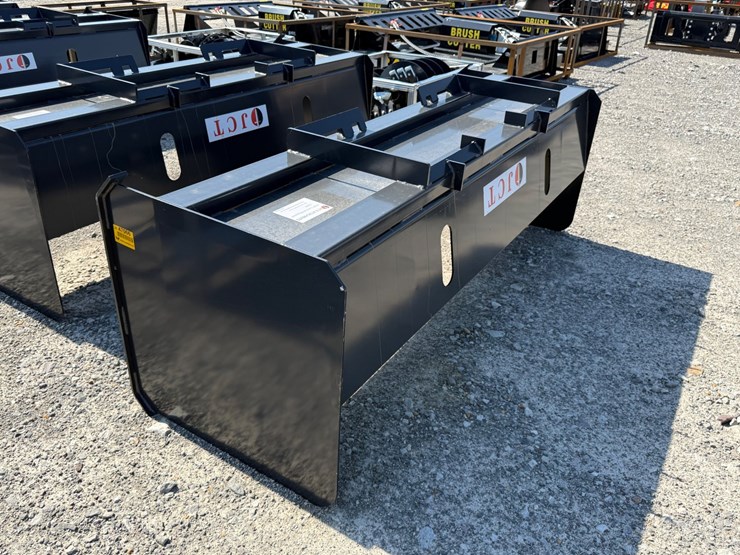 #2029-•-unused-jct-skid-steer-pusher-box-inv#-47066-image-1