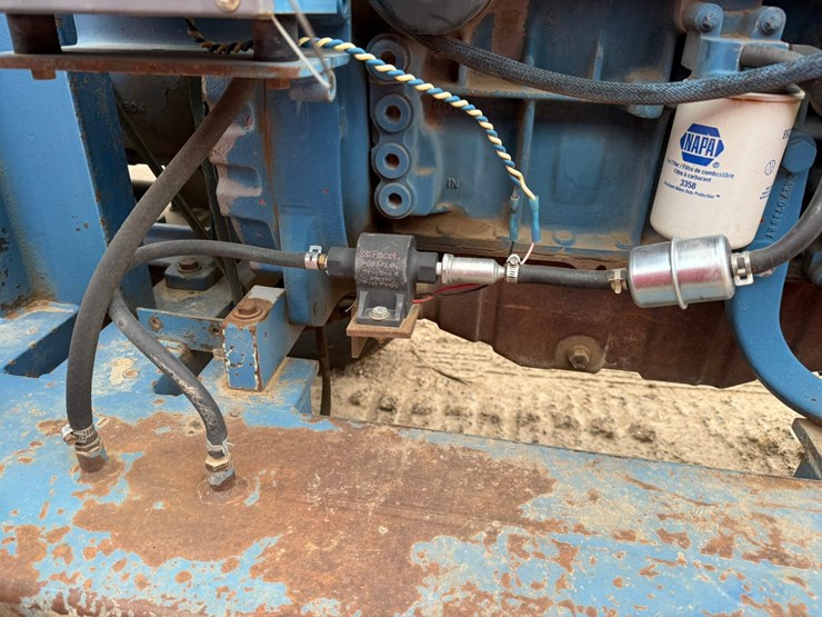 #3890-•-towable-water-pump-image-19