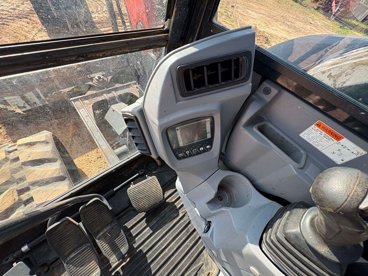 2018-kubota-kx080-4-image-10