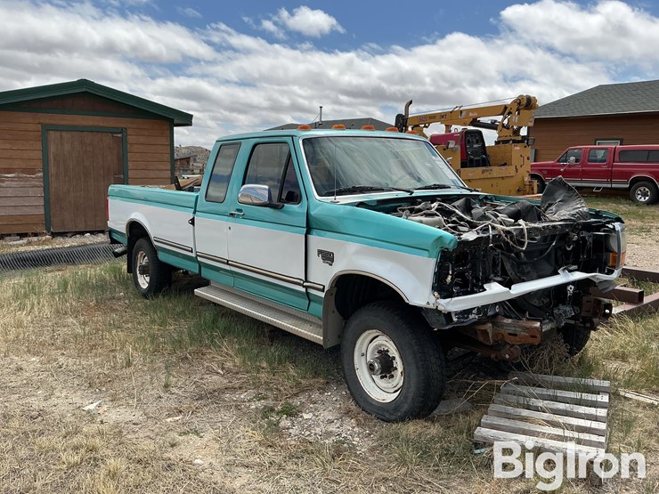 1996-ford-f250-xlt-image-3