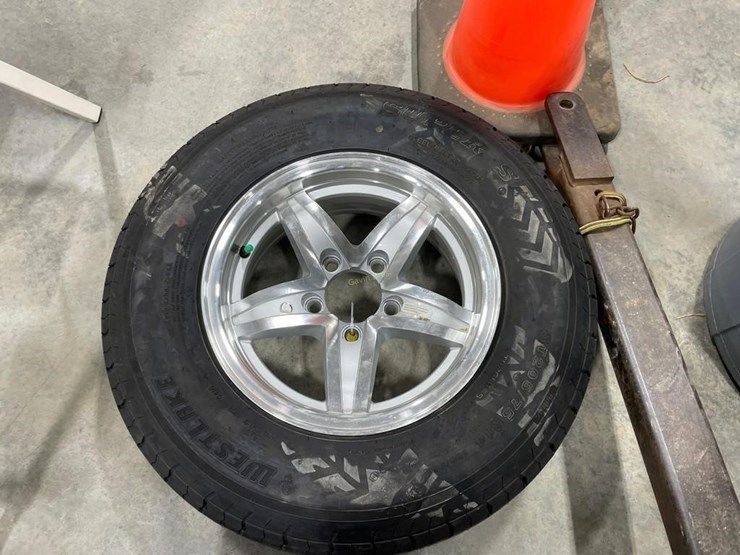st205/75-r14-tire-w/rim-image-1