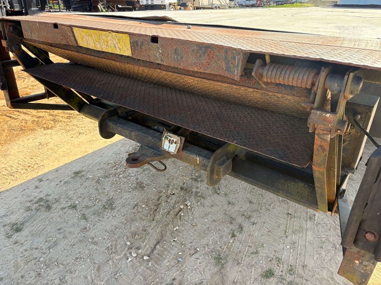 2000-international-4700-image-29