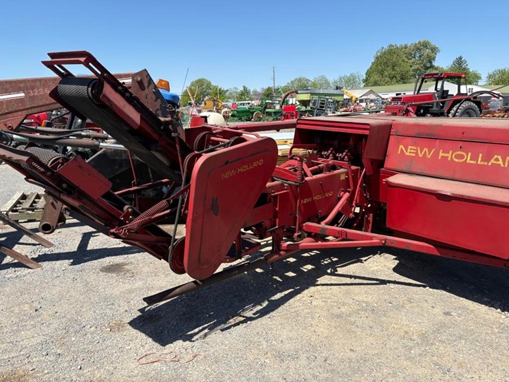 new-holland-276-image-3