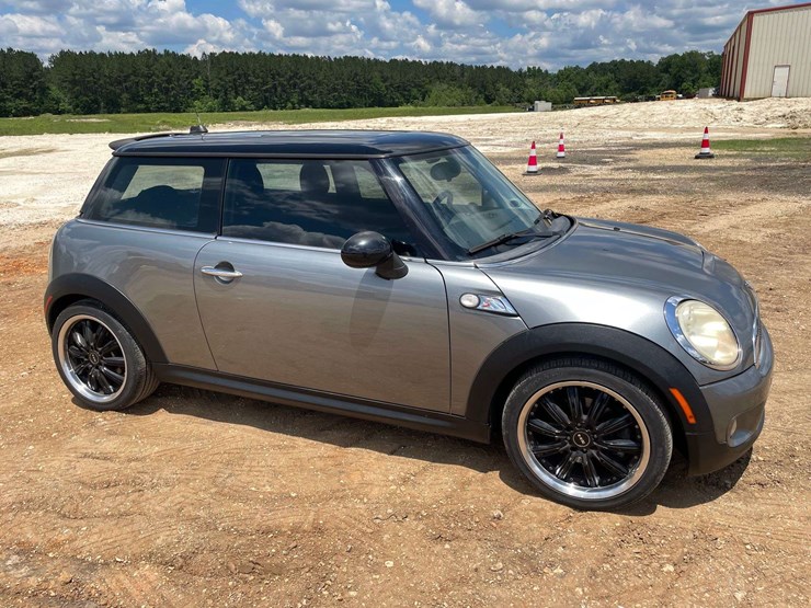 2007-mini-cooper-s-2-door-hatchback-(78,961-miles)-image-4