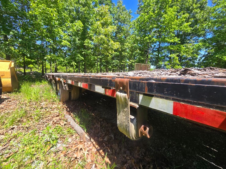 #24321-•-2009-p.j.-35'-flatbed-trailer-image-51