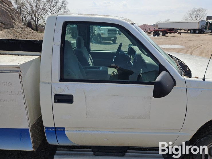 1999-gmc-sierra-2500-image-16