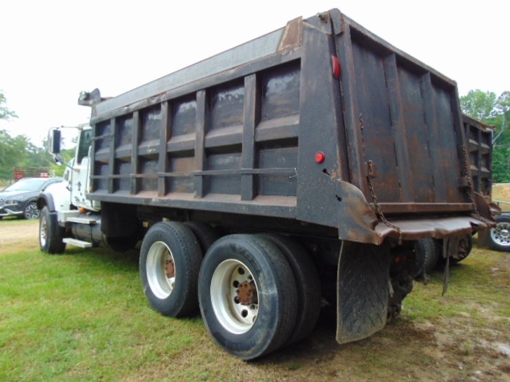2004-mack-granite-cv713-image-8