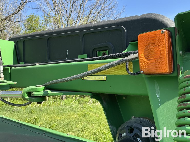 john-deere-735-image-18