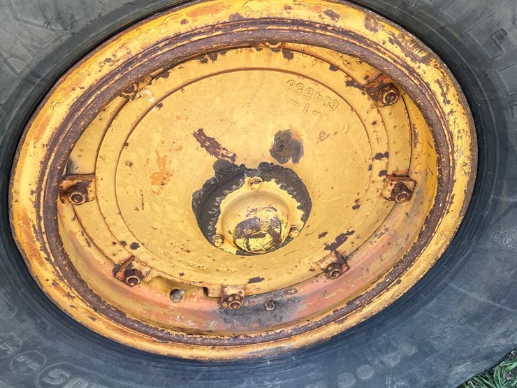 caterpillar-12f-image-8