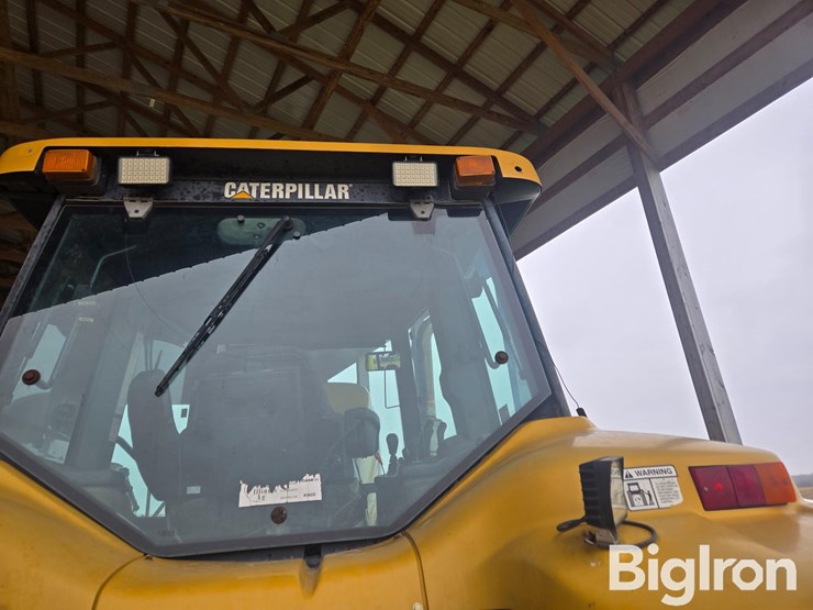 1995-challenger-ch35-track-tractor-image-11