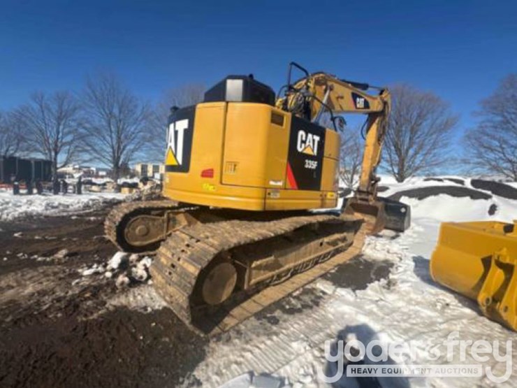 2018-caterpillar-335fl-image-3