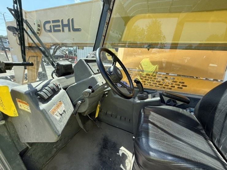 2010-gehl-dl11-44-image-20