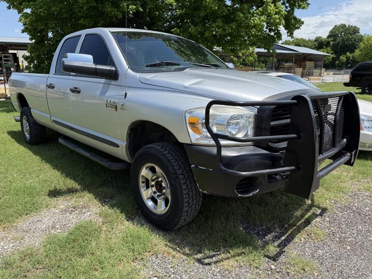 2008-dodge-ram-2500-image-3