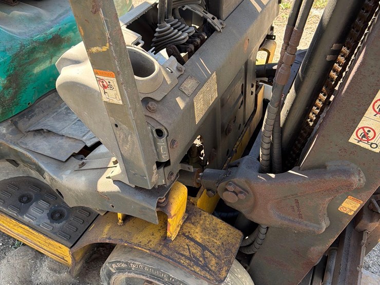2007-komatsu-fg25st-propane-forklift-image-11