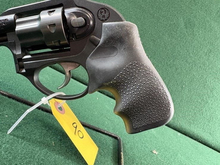 ruger-lcr-22lr-revolver-image-4