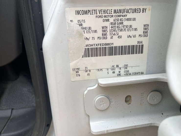 2015-ford-f350-image-31