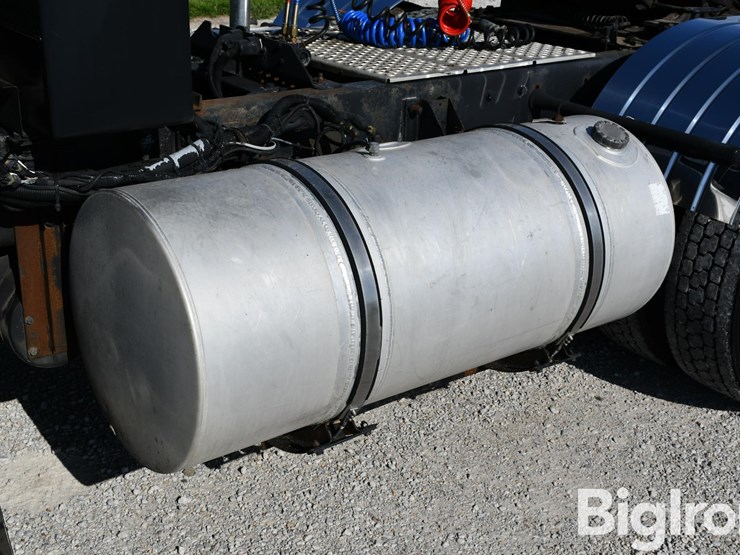 2007-kenworth-t800-image-15