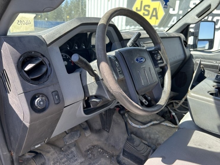 2013-ford-f250-sd-image-21