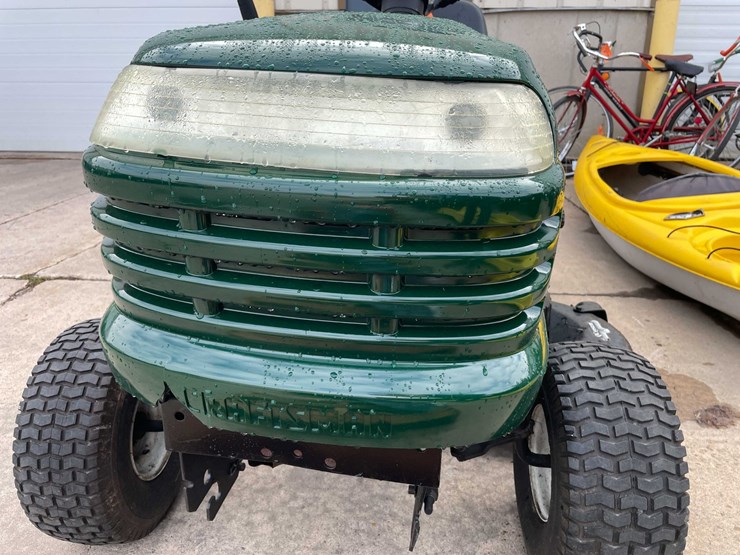 #9008-•-riding-lawn-mower-(o3)-image-16