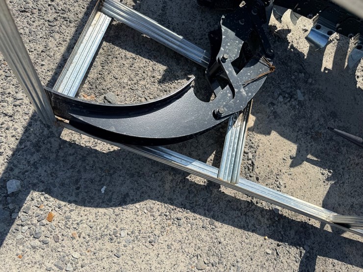 #2042-•-unused-jct-skid-steer-bale-spear-inv#-45746-image-5