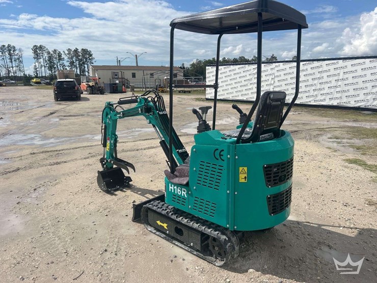 2026-cfg-industrial-h16r-mini-excavator-image-4