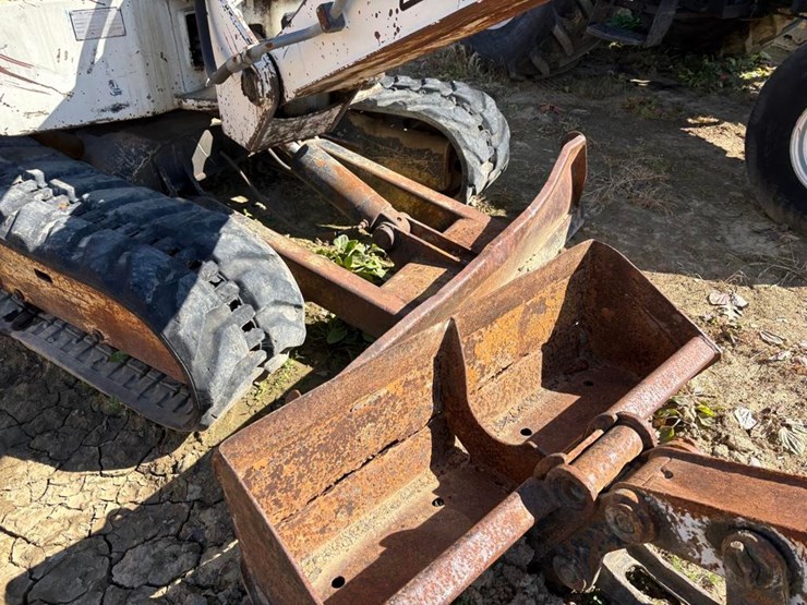 2005-terex-hr18-image-5