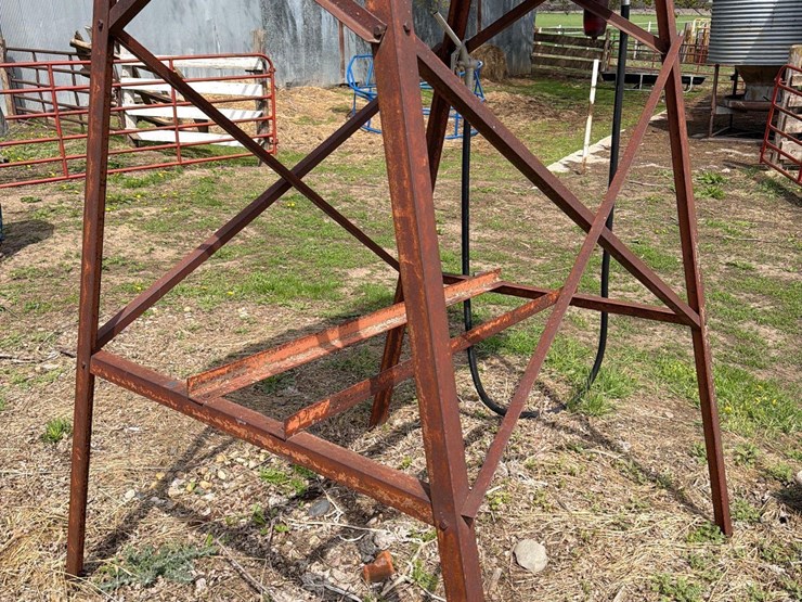 300-gallon-fuel-barrel-w/-stand-image-5