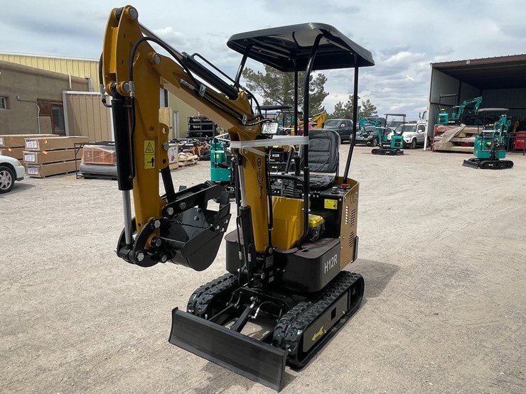 #3003-•-unused-2026-cfg-mini-excavator-image-1