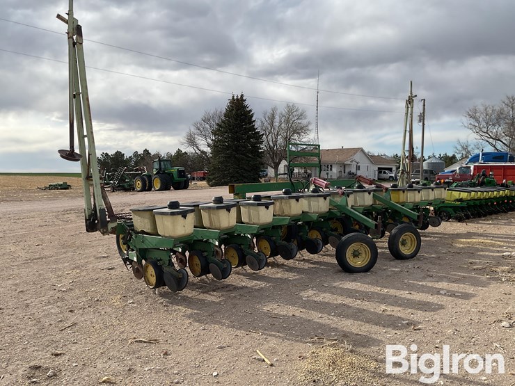 john-deere-7100-image-7