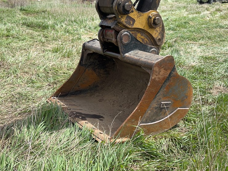 2012-caterpillar-321d-excavator-image-28