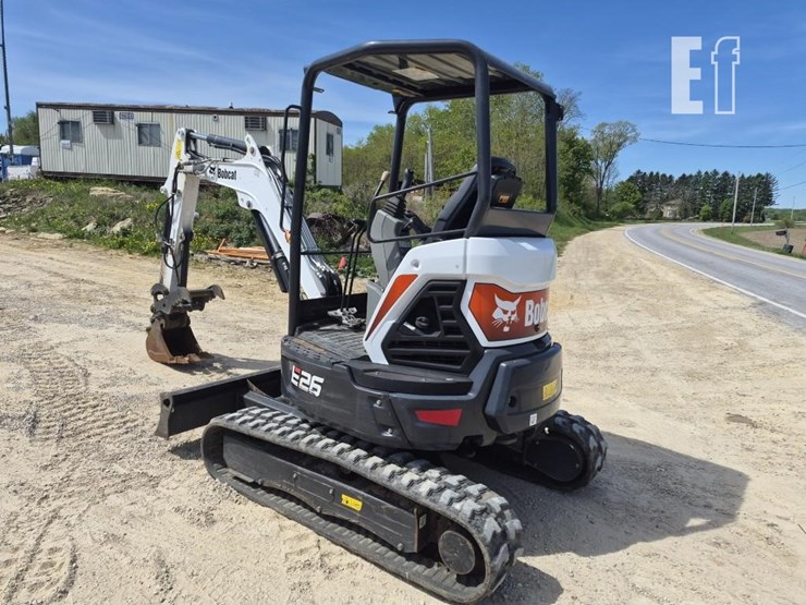 2020-bobcat-e26-image-2
