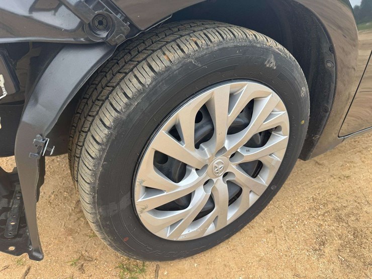 2018-toyota-corolla-le-4dr-sedan---150,323-miles-image-24