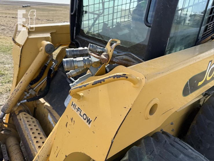deere-250-image-11