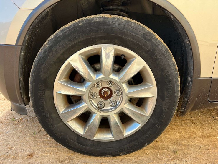 2011-buick-enclave-cxl-image-9