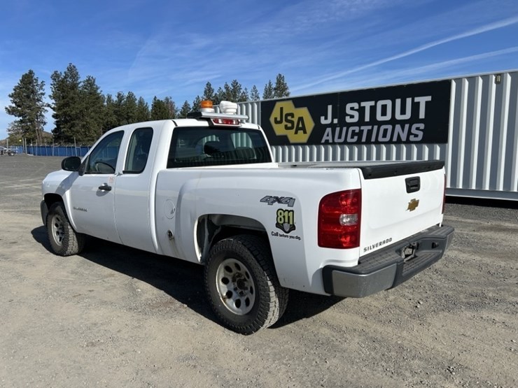 2013-chevrolet-silverado-1500-image-3